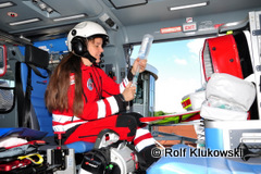 Neues Center-Cabinet vorn mit Rettungsassistentin Maria Delbrück-240